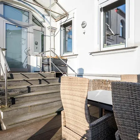 شقة Grosse, Zentrale In