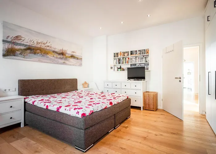 Grosse, Zentrale In Apartament *