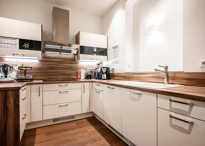 Grosse, Zentrale In Apartament *